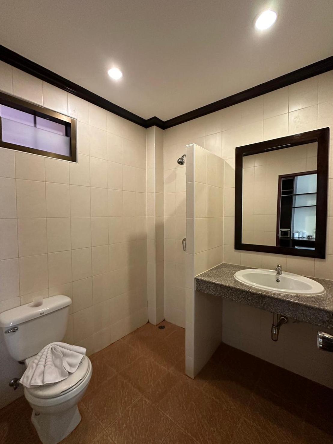 Hotel Baan Kingkeaw Thamdee Patong Extérieur photo